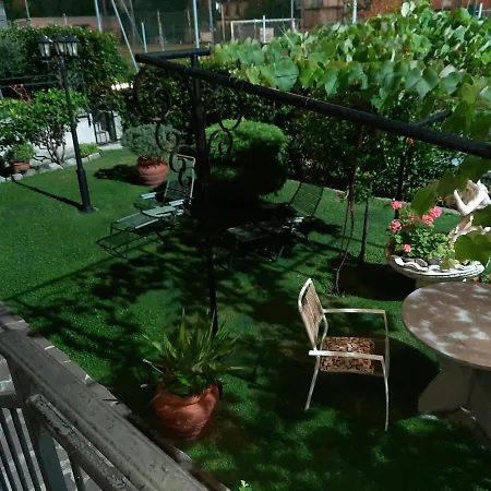 La 住宿加早餐酒店 3*