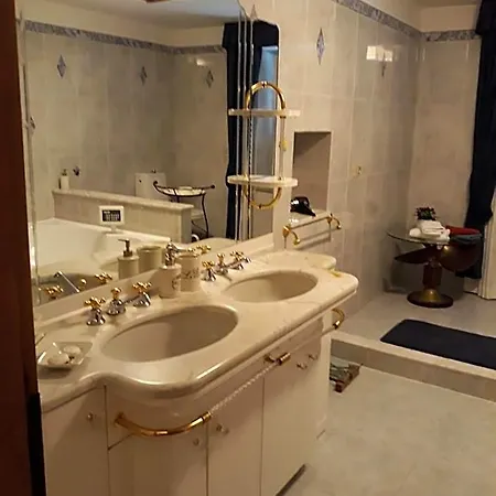 Bed and breakfast La 3*