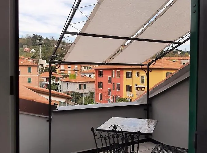 住宿加早餐酒店 La 3*